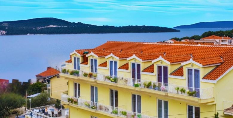 Hotel Villa Four Pearls Trogir  Ljetni odmor uz more Trogir Dalmacija Hrvatska  1485 €
