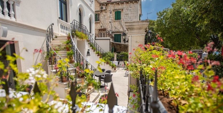 Putovanja - Akcija, popust i sniženje. (ponuda: 258277)