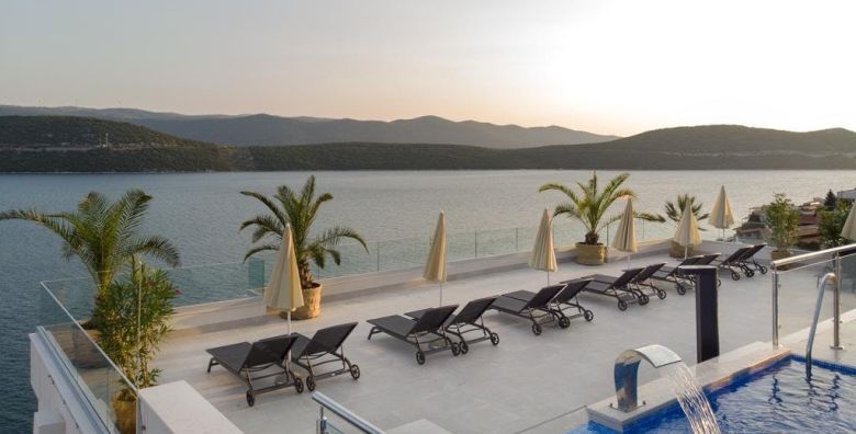 Hotel Nova  Proljece u Neumu Neum Bosna i Hercegovina  212 EUR  2x nocenje u Superior sobi s pogledom na park za 2 osobe Polupansion