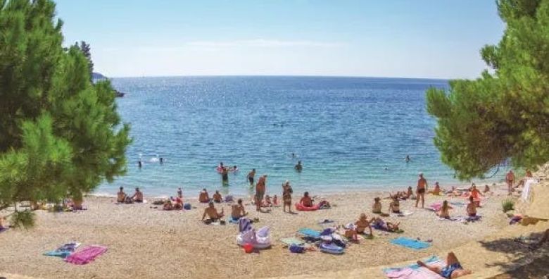 Hotel Pula  Ljeto u Puli Pula Istra Hrvatska  1 069 EUR  7x nocenje u dvokrevetnoj sobi za 2 osobe Polupansion