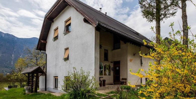 Bovec Holiday Home  Vas kutak mira u zagrljaju prirode Bovec Slovenija  177 €