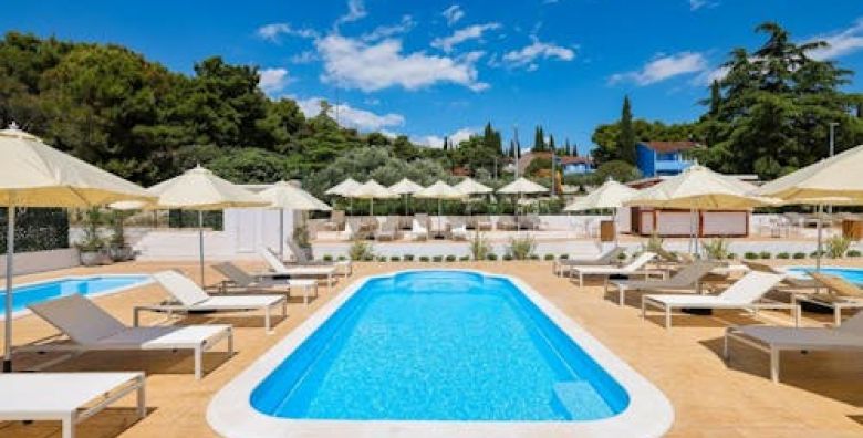 Apartmani Medena  Proljece s polupansionom u prelijepom Trogiru Donji Seget Trogir Dalmacija Hrvatska  248 €