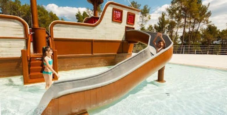 Santa Marina Camping  Obiteljski odmor u Premium Comfort mobilnoj kucici Porec Istra Hrvatska  180 €