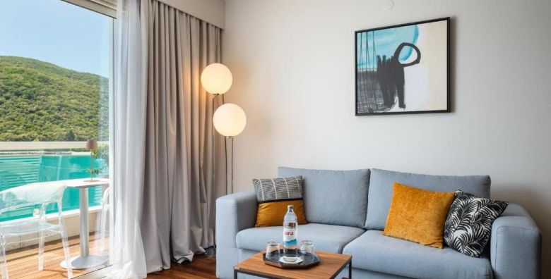 Putovanja - Akcija, popust i sniženje. (ponuda: 259043)