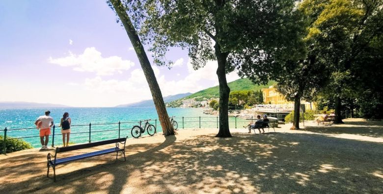 2 djece boravi gratis - Akcija, popust i sniženje. (ponuda: 259054)