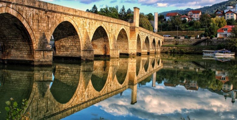 Slastice - Akcija, popust i sniženje. (ponuda: 259135)