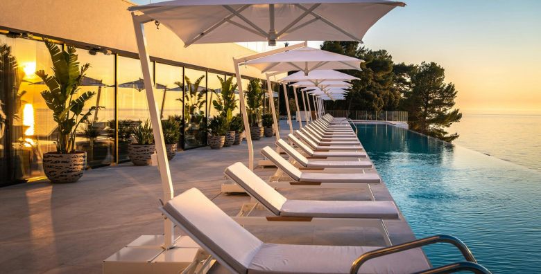 Putovanja - Akcija, popust i sniženje. (ponuda: 259203)