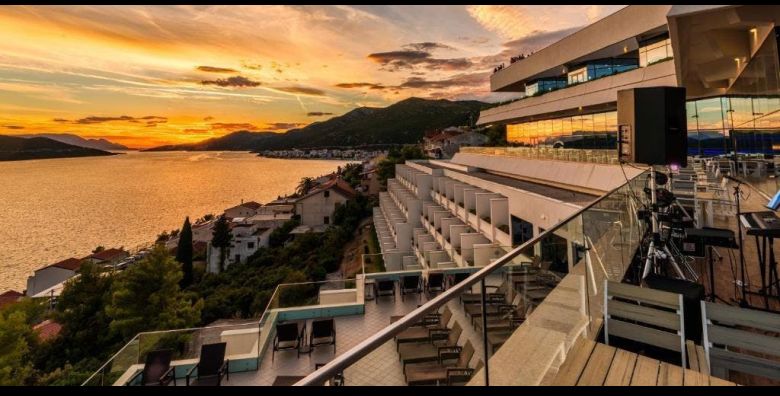 Putovanja - Akcija, popust i sniženje. (ponuda: 259256)