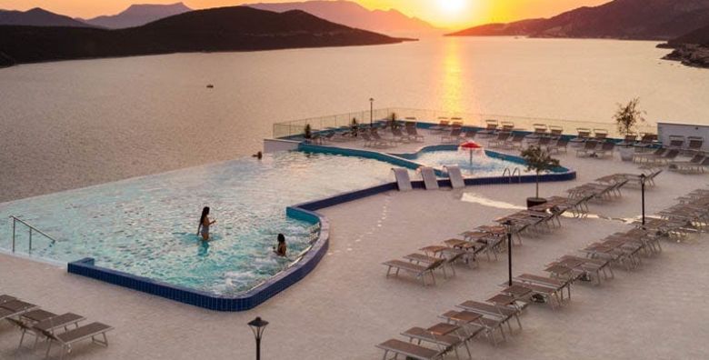 Putovanja - Akcija, popust i sniženje. (ponuda: 259259)