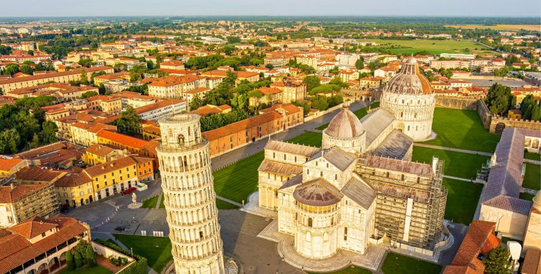 Zadnja prilika za Pisu iz Zagreba Pisa Italija  499 EUR  2x nocenje u hotelu za 2 odrasle osobe Dorucak