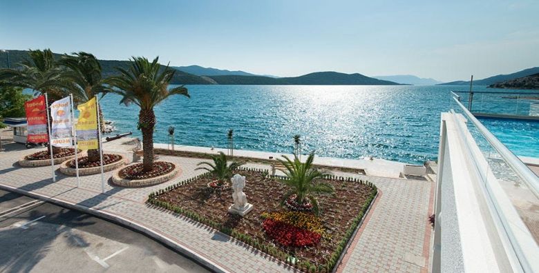 Hotel Sunce Neum  Obiteljski odmor u Neumu u travnju Neum Bosna i Hercegovina  216 €