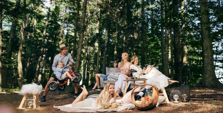 Wellness  Spa Apartmaji Bolfenk  Ljetni vikend na Pohorju Pohorje Slovenija  339 EUR  2x nocenje u Deluxe apartmanu za 4 osobe Neograniceno koristenje WellNest unutarnjega bazena od 12 do 20 sati