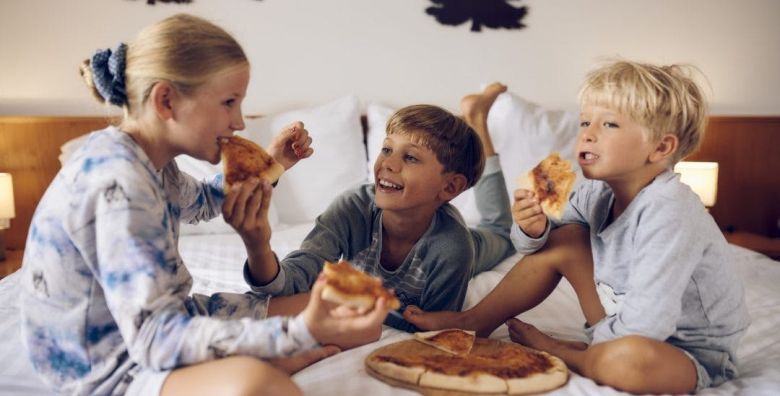 Forest Apartments Videc  Uskrs ili 1 svibanj na Pohorju za 10 osoba Pohorje Slovenija  369 EUR  2x nocenje u dvosobnom apartmanu s balkonom za 10 osoba Neograniceno koristenje WellNest unutarnjega bazena od 12 do 20 sati