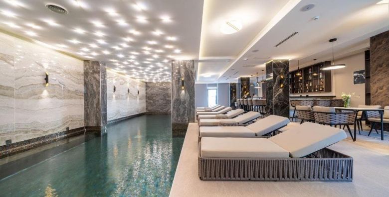 Hotel Millennium by Aycon  First minute obiteljsko proljece i jesen u Budvi Budva Crna Gora  279 EUR  3x nocenje u dvokrevetnoj Superior sobi za 2 osobe 1 dijete do 11 99 godina besplatno  Dorucak