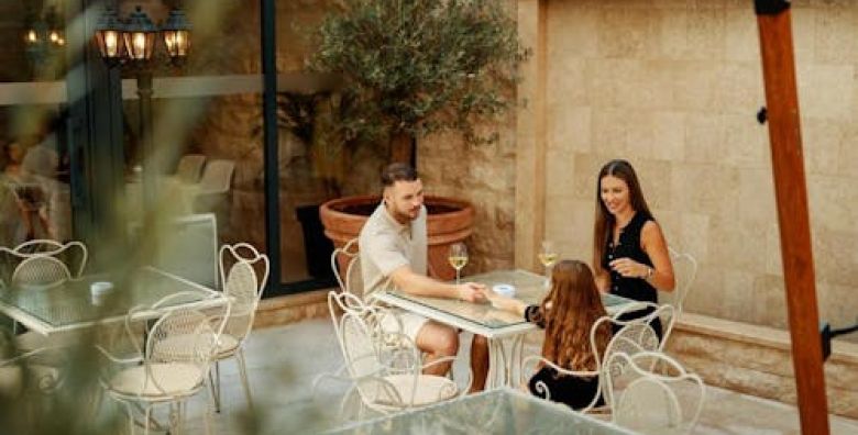 Hotel Diplomat by Aycon  Obiteljsko proljece i jesen uz more Budva Crna Gora  349 €
