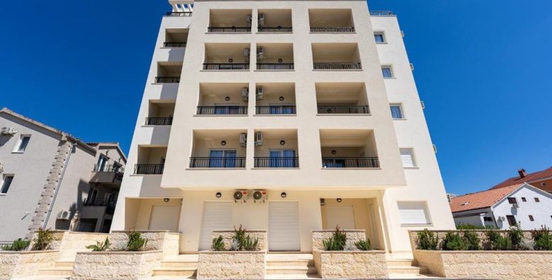 Millennium Apartments by Aycon  First minute proljece i jesen u Budvi Budva Crna Gora  196 EUR  3x nocenje u dvokrevetnoj Superior sobi za 2 osobe Besplatan Wi Fi