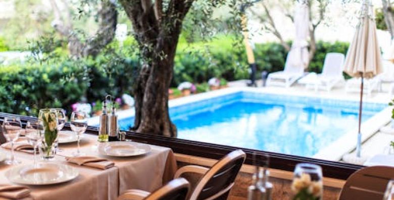 Hotel Harmony by Aycon  Kraj ljeta u Petrovcu Petrovac Crna Gora  377 €