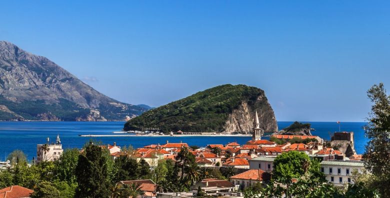 Millennium Apartments by Aycon  First minute ljeto u Budvi Budva Crna Gora  256 EUR  3x nocenje u dvokrevetnoj Superior sobi za 2 osobe Besplatan Wi Fi