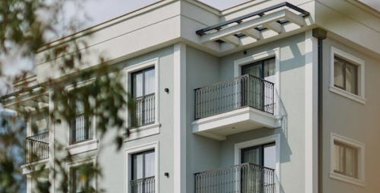 Hotel Diplomat by Aycon  Obiteljsko proljece i jesen uz more Budva Crna Gora  582 €