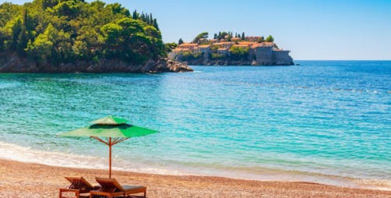 Villa Vanty by Aycon  Ljeto na prestiznoj lokaciji Sveti Stefan Crna Gora  421 €