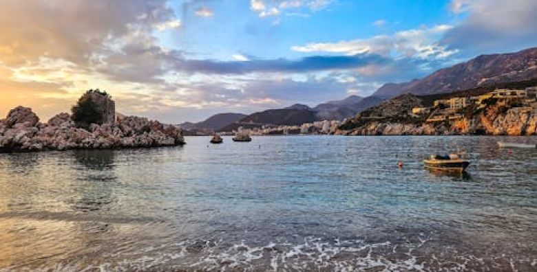 Villa Dvor Kornic  Ljeto u Budvi Budva Crna Gora  855 €