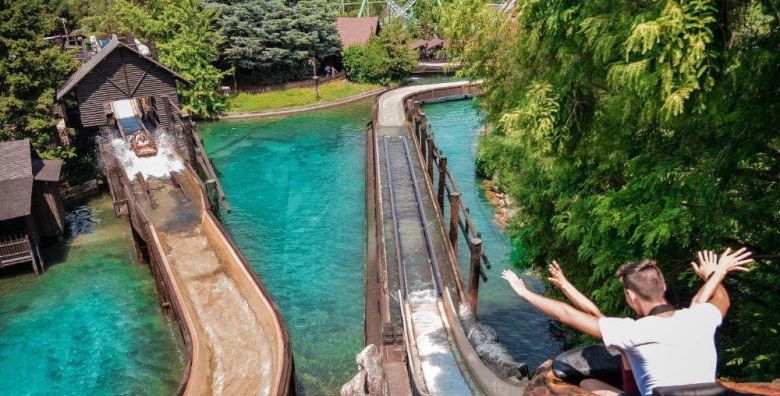 Gardaland Park  Kombinirana ulaznica Gardaland Park  Sea life Aquarium Castelnuovo del Garda Italija  55 €
