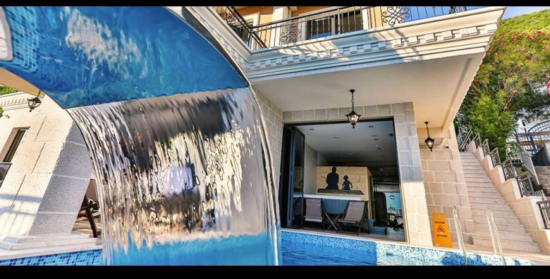 Boutique Hotel Tate by Aycon  First minute obiteljsko ljeto u Budvi Budva Crna Gora  485 €