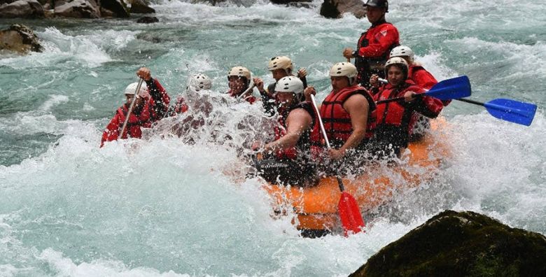 Kamp Highlander  Rafting u kanjonu Tare Foca Bosna i Hercegovina  82 EUR  2x nocenje u Standard drvenom bungalovu za 1 osobu Dorucak
