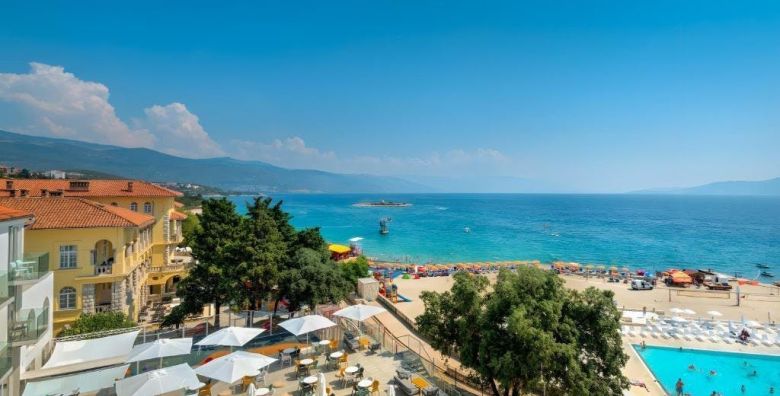 Aminess Vival Lisanj Family Hotel  Posebna akcija za obiteljski all inclusive light s animacijom Novi Vinodolski Hrvatska  273 €