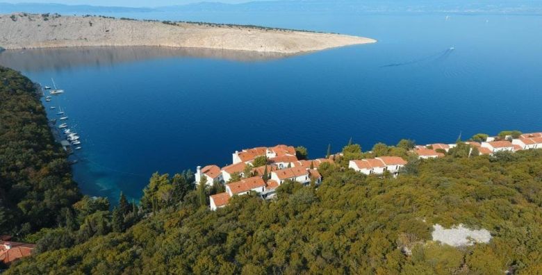 Uvala Scott  Pozdrav ljetu u Kraljevici  Comfort soba Kraljevica Kvarner Hrvatska  150 €
