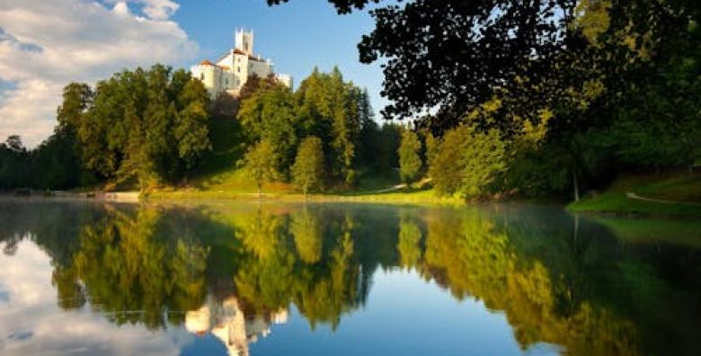 Hotel Trakoscan  Rujanski obiteljski paket opustanja Trakoscan Hrvatska  320 €