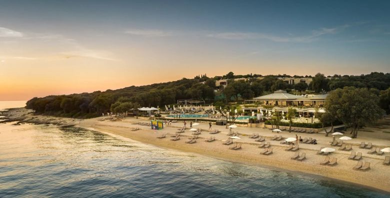 Resort Amarin  Proljece udvoje s pogledom na Rovinj  Dvokrevetna soba Rovinj Istra Hrvatska  218 €