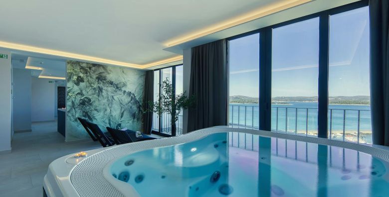 Ilirija Resort  Hotel Ilirija  VIP premium paket opustanja s punim pansionom Biograd na Moru Dalmacija Hrvatska  355 €