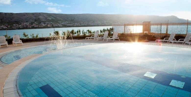 Hotel Pagus  Hotel Meridijan  All inclusive svibanjska wellness zabava na Pagu Pag Dalmacija Hrvatska  319 €