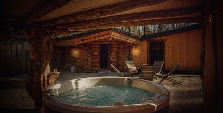Camping Menina  Odmor u kucici s jacuzzijem Recica ob Savinji Slovenija  200 €