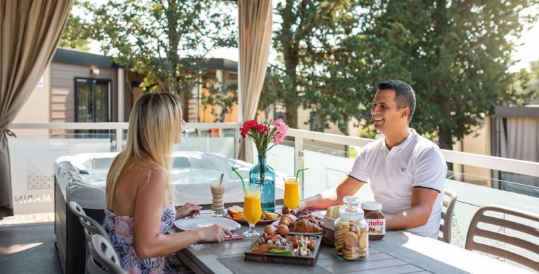 Santa Marina Camping  Obiteljski ljetni odmor u Porecu Porec Istra Hrvatska  640 €