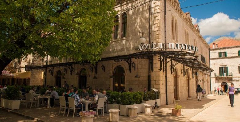 Hotel Platani  Obiteljski odmor u carobnom Trebinju Trebinje Bosna i Hercegovina  105 €