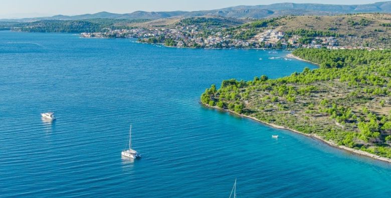 Maris Homes  Garden  Pozdrav ljetu u Zaboricu uz more Zaboric Hrvatska  550 EUR  3x nocenje u Garden Vili za 4 osobe 2 djece do 11 99 godina besplatno  Dorucak u Buffetu Jasenovo