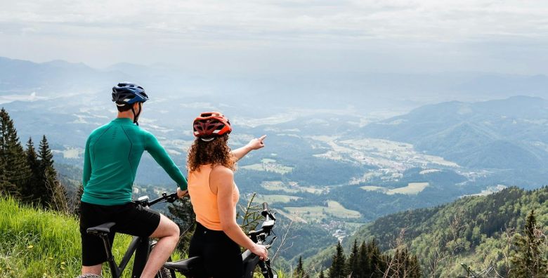 Wellness hotel Montis  Ljetna adrenalinska avantura s dozom wellnessa za dvoje na Goltama Mozirje Slovenija  349 EUR  2x nocenje u dvokrevetnoj sobi za 2 osobe Polupansion dorucak i vecera 