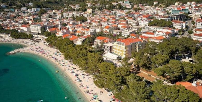 Alemaris Resort  Jesen u obnovljenom hotelu za velike obitelji Baska Voda Makarska rivijera Hrvatska  309 €