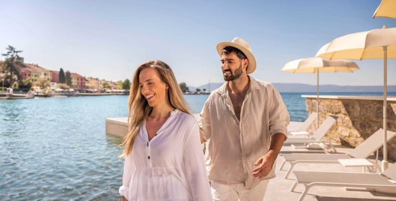 Veya Maradiso Hotel by Aminess  Ljeto za parove na Krku Njivice otok Krk Hrvatska  1 319 EUR  7x nocenje u Standard dvokrevetnoj sobi za 2 osobe Polupansion