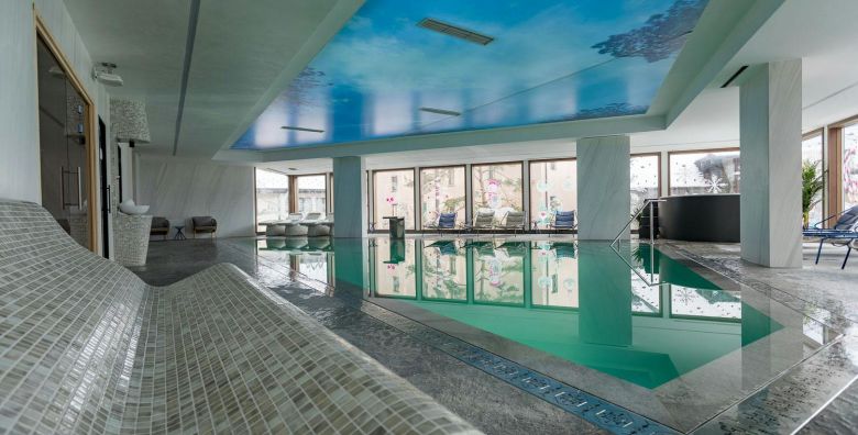 Vila Borova  Wellness odmor u srcu Zlatibora Zlatibor Srbija  165 EUR  2x nocenje u Superior apartmanu za 2 osobe 2 djece do 7 godina besplatno  Dorucak
