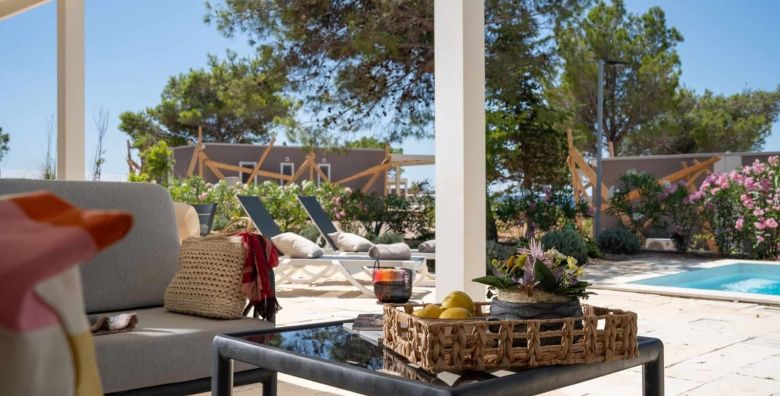 Terra Park Phalaris  Proljece u savrsenom kampu  Tamaris Premium Holiday Home s bazenom Novalja Pag Dalmacija Hrvatska  219 EUR  2x nocenje u Tamaris Premium Holiday Home za do 5 osoba 4 odrasle osobe i 1 dijete do 11 99 godina  Zavrsno ciscenje