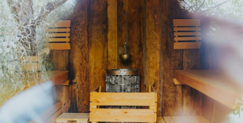 Goricko Resort  Opustanje u Konopljinoj kucici za 1 svibnja Krizevci Slovenija  229 EUR  2x nocenje u Konopljinoj kucici za 2 osobe 1 dijete do 5 99 godina besplatno  Dorucak