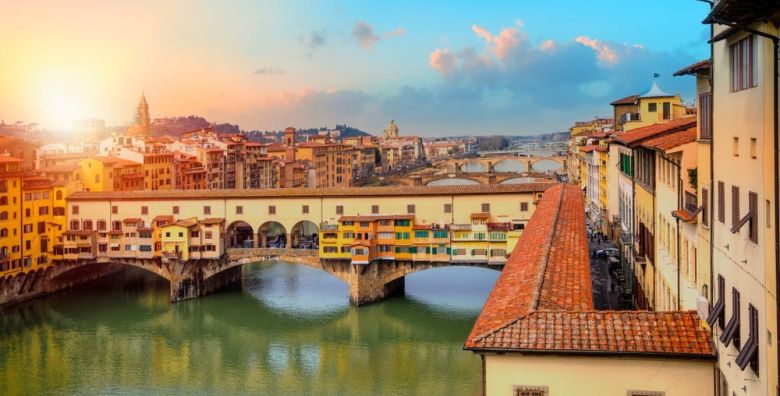 A O Firenze Campo di Marte  City break City break u srcu Toskane Firenze Italija  158 EUR  2x nocenje u dvokrevetnoj Standard sobi ili obiteljskoj sobi za 2 osobe 2 djece do 17 godina besplatno  Buffet dorucak