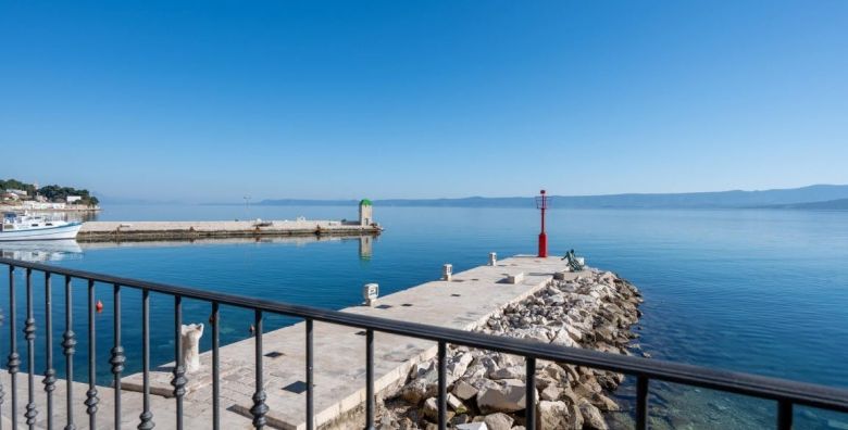 Hotel Kastil Bol  Odmor u lipnju na Bracu Bol na Bracu Hrvatska  280 EUR  2x nocenje u dvokrevetnoj Standard sobi za 2 osobe Dorucak