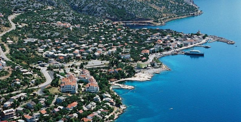 Hotel Zagreb Karlobag  All inclusive light pozdrav ljetu Karlobag Hrvatska  609 EUR  7x nocenje u dvokrevetnoj sobi za 2 osobe  1 dijete do 11 99 godina besplatno i 2 dijete do navrsene 1 godine besplatno  All inclusive light