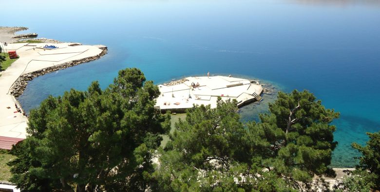 Hotel Zagreb Karlobag  All inclusive light ljeto  Soba s balkonom Karlobag Hrvatska  921 EUR  7x nocenje u dvokrevetnoj sobi s balkonom za 2 osobe  1 dijete do 11 99 godina besplatno i 2 dijete do navrsene 1 godine besplatno  All inclusive light