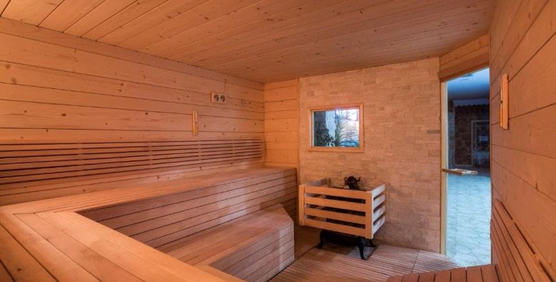 Hotel Matija Gubec  Wellness odmor uz masazu za par u Termama Stubaki Stubicke Toplice Hrvatska  520 EUR  5x nocenje u dvokrevetnoj sobi za 2 osobe Polupansion