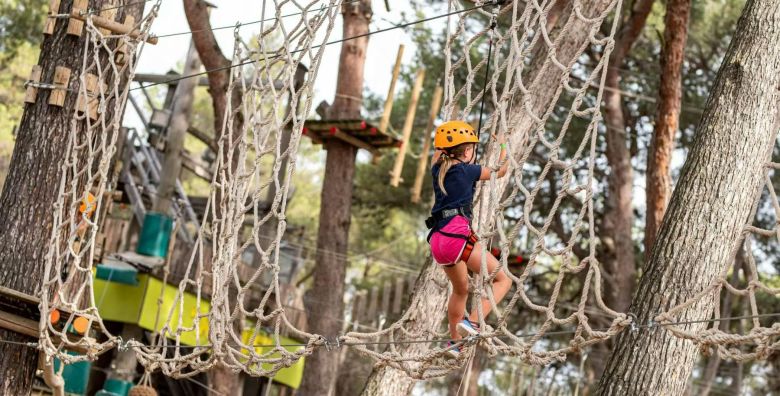 Bi Village Holiday Center  Pozdrav ljetu u vrhunskom kampu  Mobile Home Laguna Fazana Istra Hrvatska  455 EUR  3x nocenje u mobilnoj kucici Lodge Prestige Laguna ili Lodge Comfort za 6 osoba Posteljina i rucnici